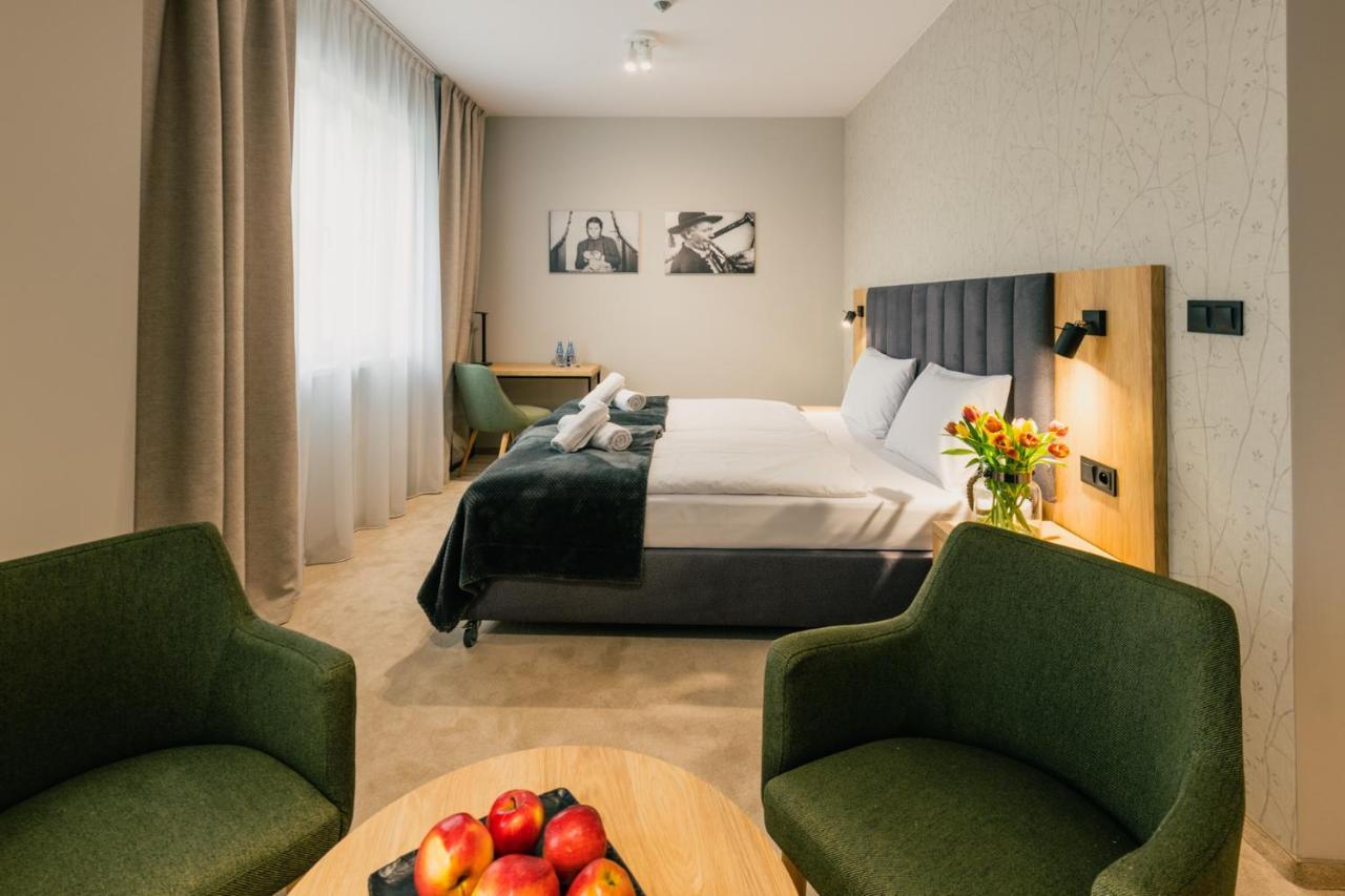 Country Club I Caloroczne Hotell 4*